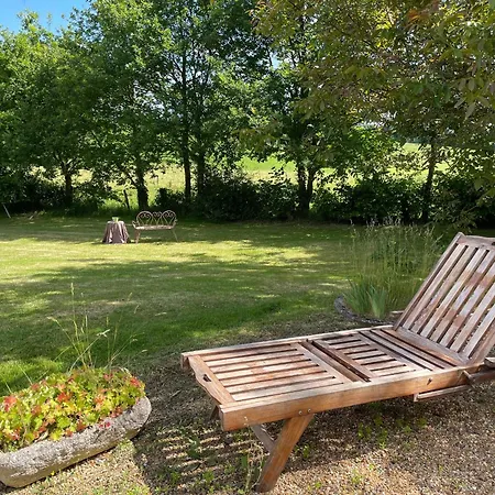 Couette-café évasion Naturelle: D'hôtes Spacieuse Avec Piscine Et Confort à - Fr-1-410-446 Montreuil-le-Henri