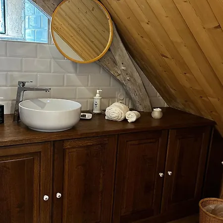 D'hotes Spacieuse Et Tranquille Avec Parking Prive - Fr-1-410-446